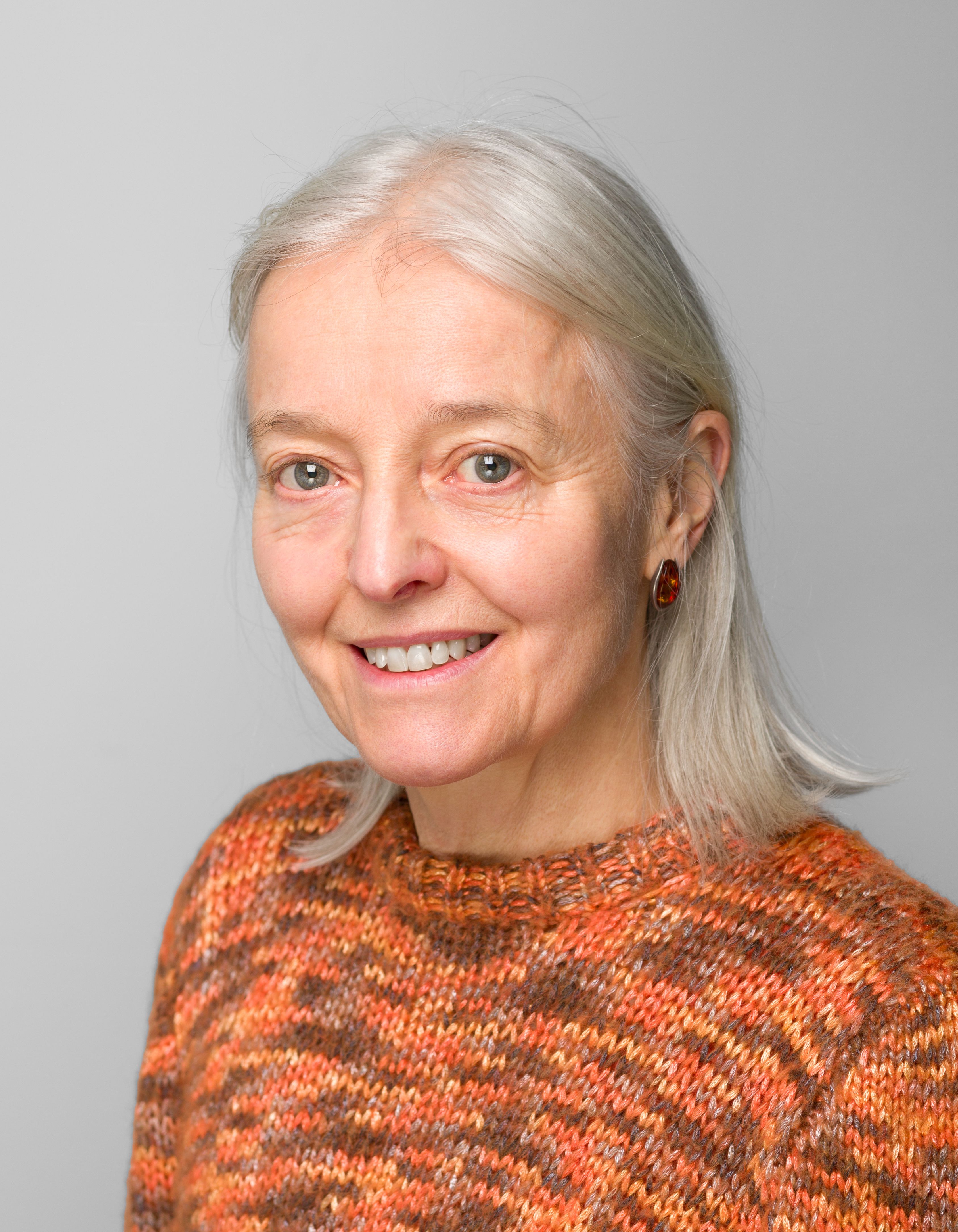 Professor Ruth Gilbert