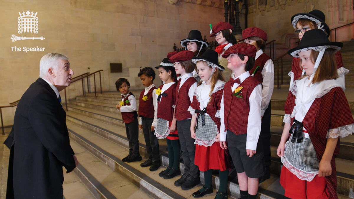 Speaker and school children